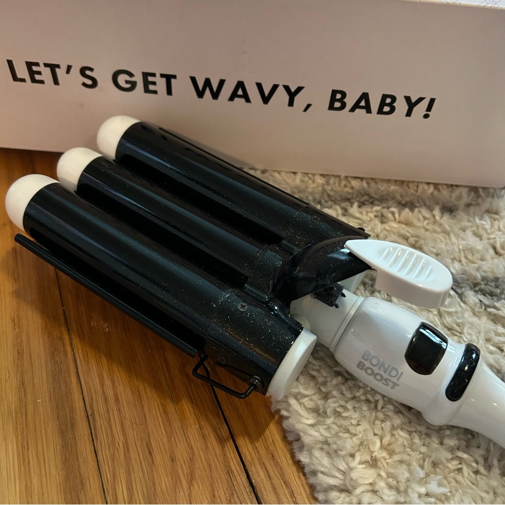 3-Barrel Waver in Black and White